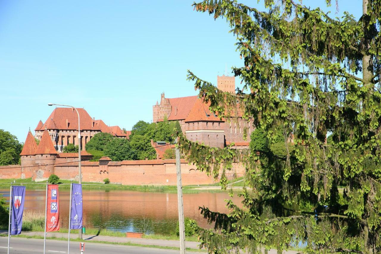 Gosciniec W Malborku Appartement Buitenkant foto